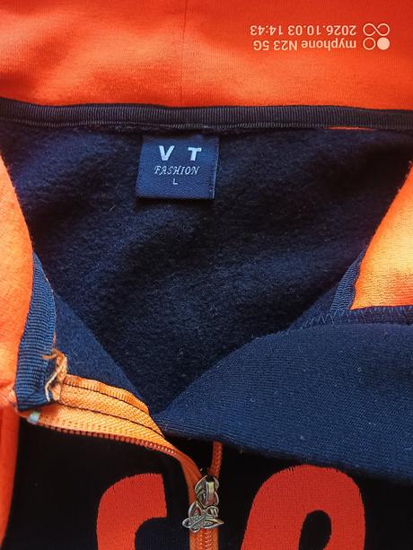 Mikina s neón nápisem zn."vt fashion" vel."l", l