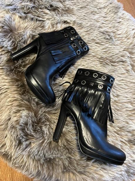 Elegantní kožené kozačky, 37