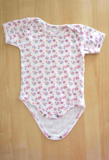 Body s kratkým rukávem (0-3m)., 56