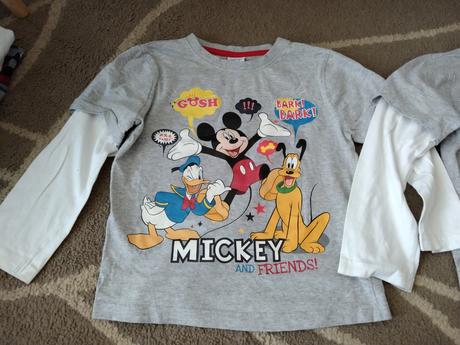 2 trička s mickeym, 122