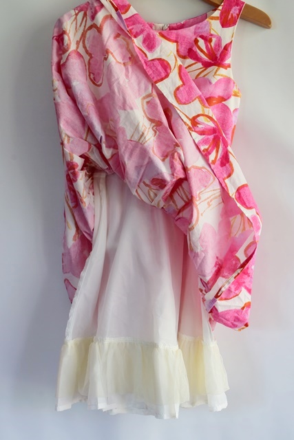 Šaty vel. 10 let, next,140