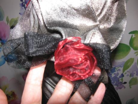 Karnevalový kostým - halloween, zombie,upírka apod,