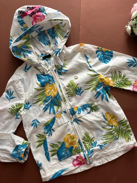 Větrovka letní zn. benetton - v.cca 4/5 let, benetton,110