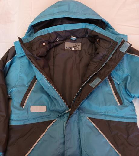 Světle modrá zimní bunda, 176