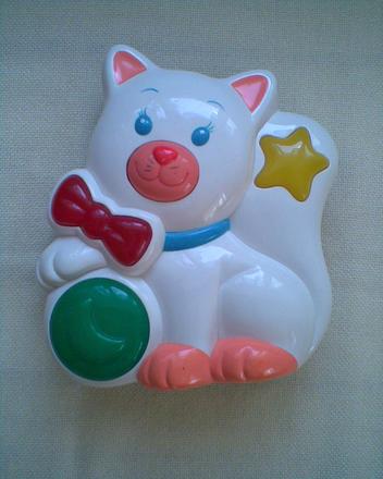 Nové hračky pro malé batole, 