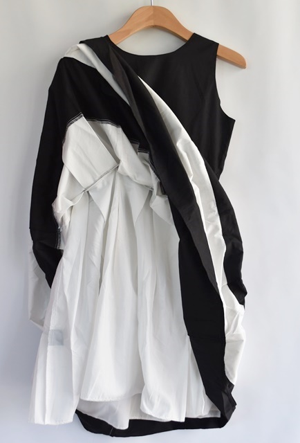 Šaty vel. 11 - 12 let, 152