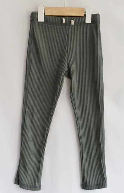 Legíny vel. 104, zara,104