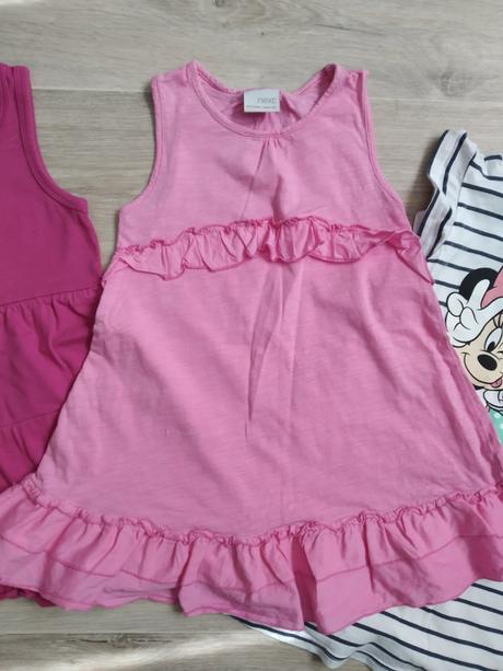 Letní šatičky, 98