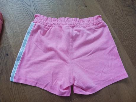 Kraťasy h&mč.110/116, h&m,110