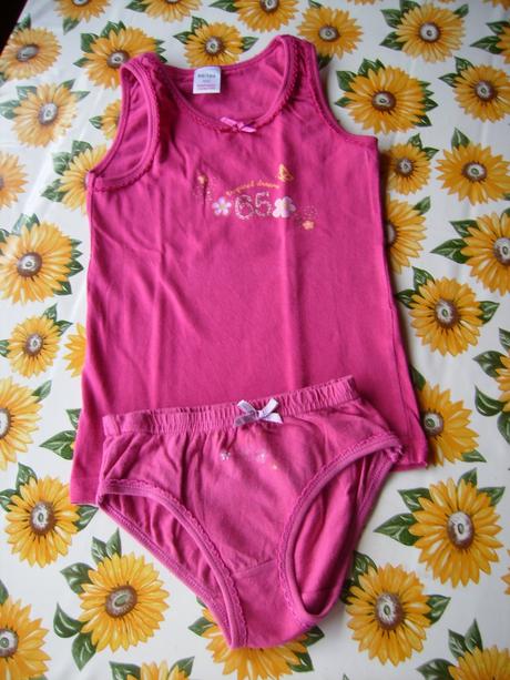 Soupravička dívčí vel.98/104, 98