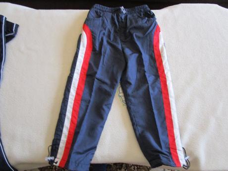 Nové lehké tm. modré kalhoty, vel. 104, 104