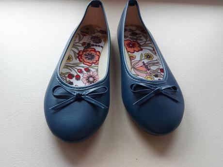 Tmavomodré baleriny, 38 / 39