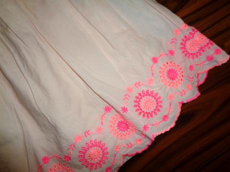 Krásné růžové vyšívané šaty, george,128