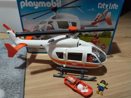 Playmobil nemocnice,vrtulník a sanitka,