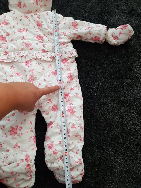 Zimní overal,velikost 0-3 měsíce,, 56