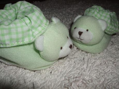 Capačky s chrastítkami zn. simply baby, <17