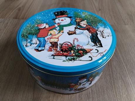 Vánoční plechové dózy na cukroví,