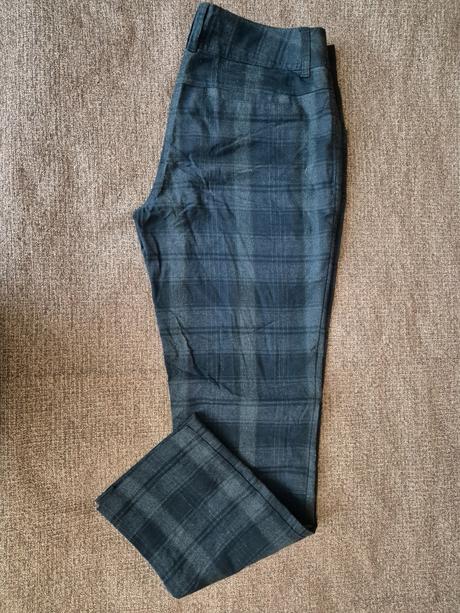 Dámské kalhoty c&a vel. 40, c&a,40