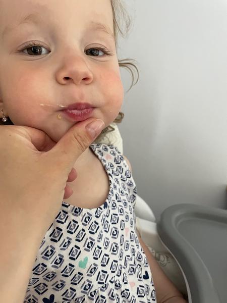 Bílý povlak a chrapot. Může jít o moučnivku?