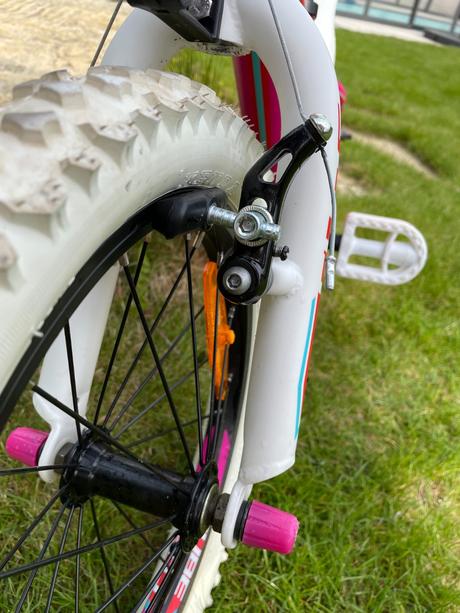 Dětské kolo cube 160 top stav, 16