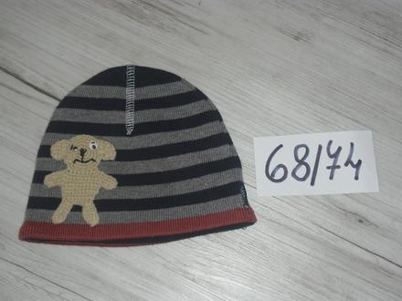 Čepice s medvídkem, 68