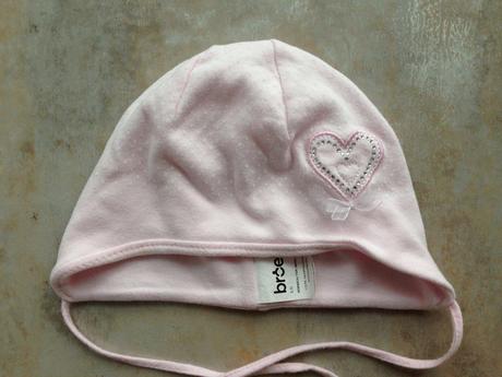 Něžná jarní čepička broel pro holčičku obvod 43cm , broel,56