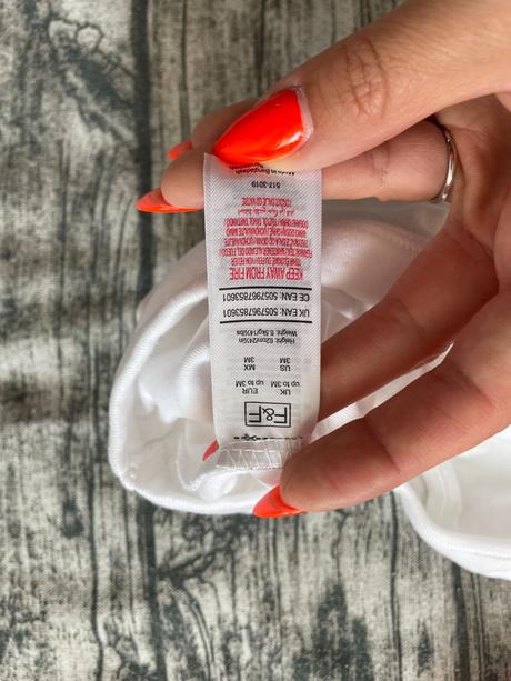 Dívčí body f&f 62, f&f,62