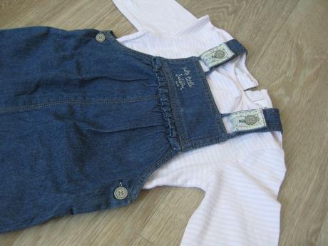 Souprava - riflové lacláče, triko, punčochy, c&a,92