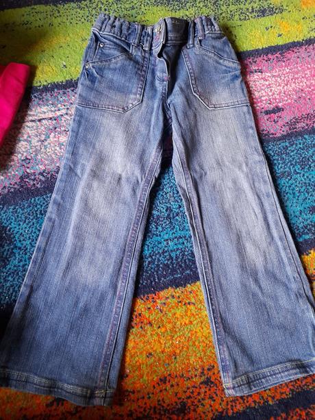 Modré džíny na holku, 104