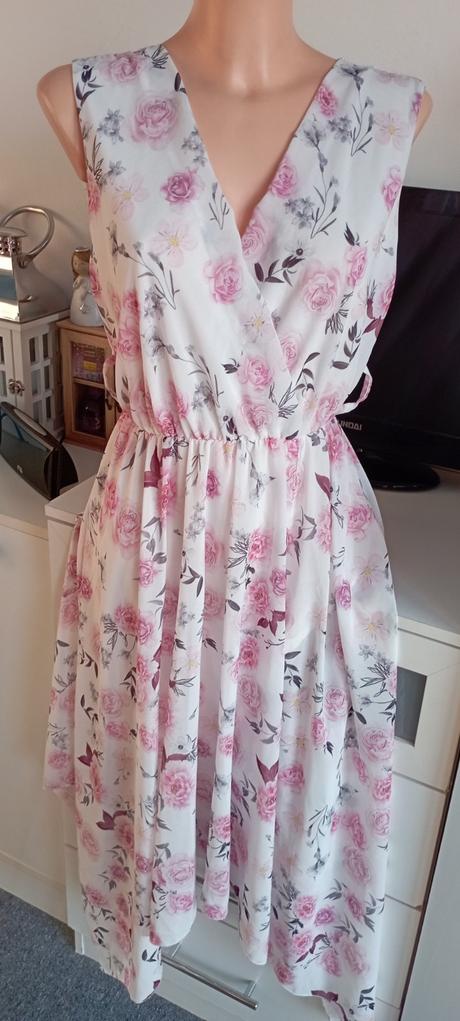 Šaty zn."made in italy" vel."3", 