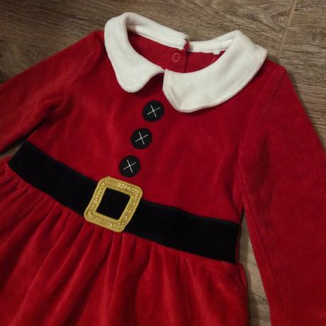 Vánoční šaty, 74