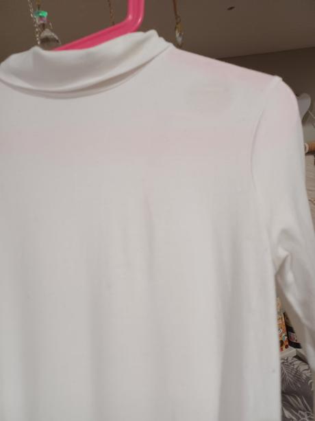 Šaty s pudlíky + bílý rolák, h&m,140