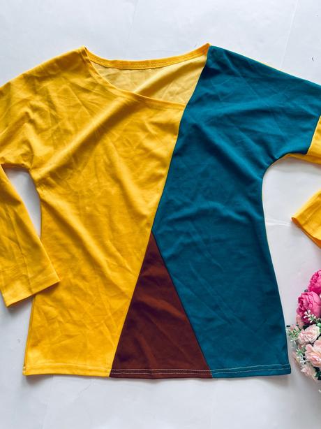 St6/ halenka ke kostýmu - v.m,