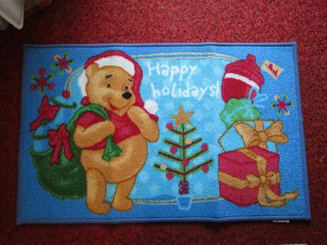 Pěkný vánoční kobereček s medvídkem pú, 