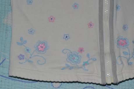 Vyšívaná mikina, kabátek, 122