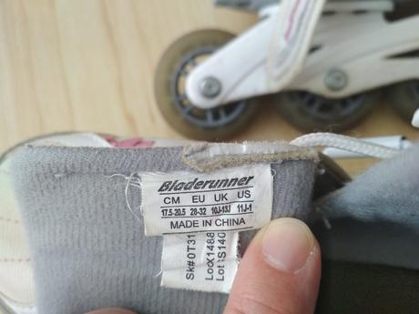 Dívčí kolečkové brusle vel. 28-32, bladerunner,32