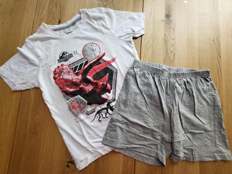 M_pyžamo vel 134/140, 134