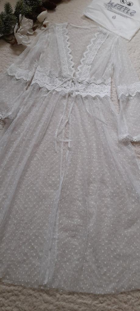 Bílý krajkový plážový přehoz / župan, l