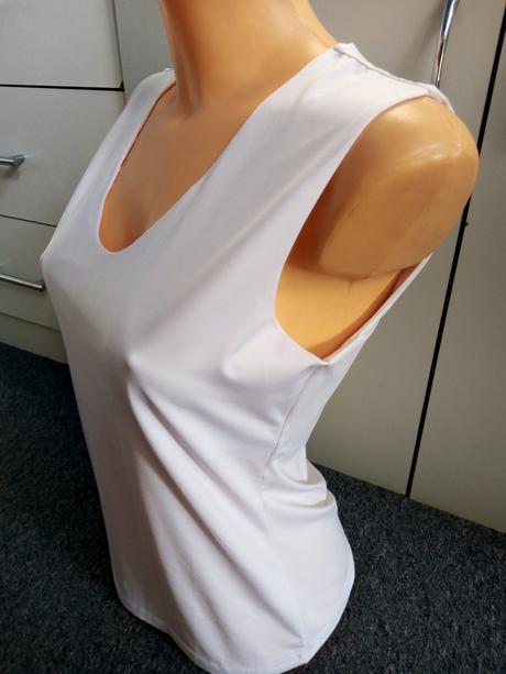 Bílé tílko zn."metrofive" vel."xl/xxl", xl