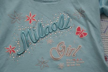 Tyrkysové tričko s límečkem a kamínky, 128