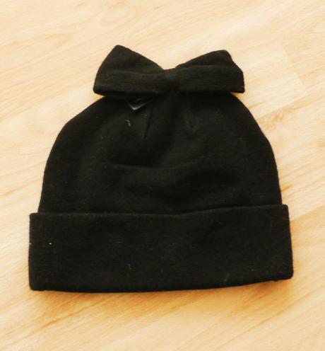 Cerna zimni cepice, h&m