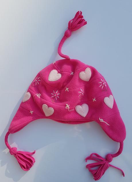 P27 dívčí zimní čepice srdce vel. 98-104, 98