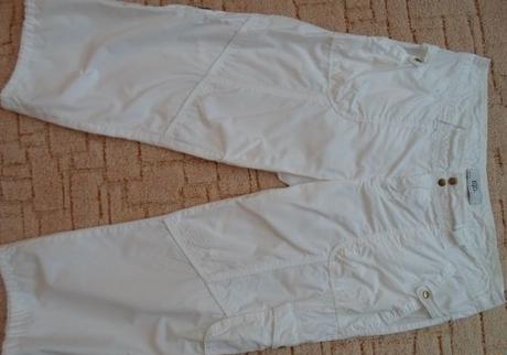 Bílé 3/4 kalhoty, kraťasy, 40