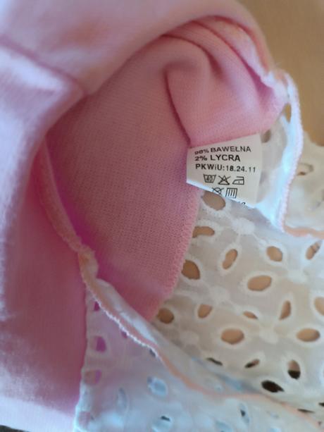 2xdívčí šátky s minnie,1xšáteček s kšiltem,vel.80, 80