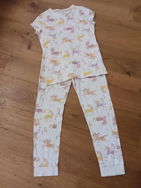 Pyžamko č.140, 140