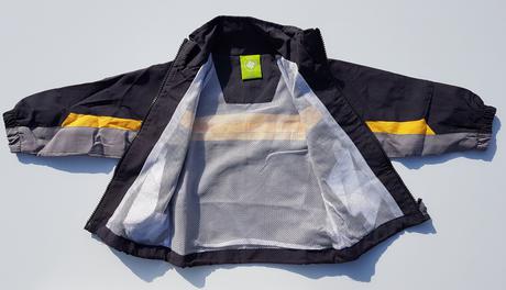 E235 chlapecká šusťáková souprava vel. 92, 92