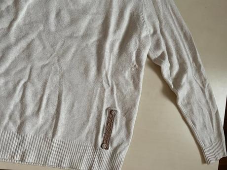 Jemný svetřík s vlnou 60, vel neuvedena cca m, candide,m