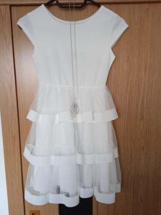 Šaty pro družičku, 140