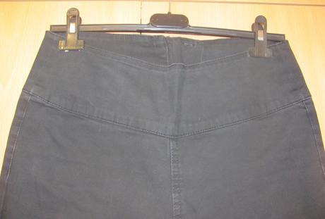 Černé kalhoty, esmara,42