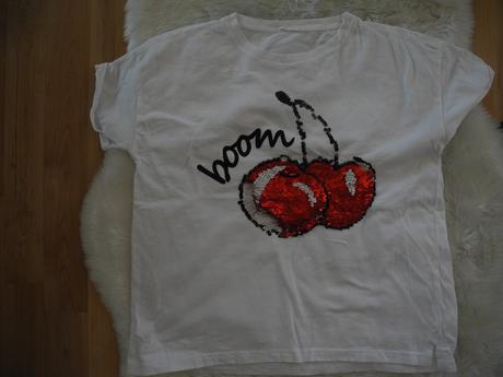 Triko s měnícími flitry, 152